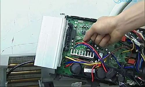 隆尧美的空调电话是多少